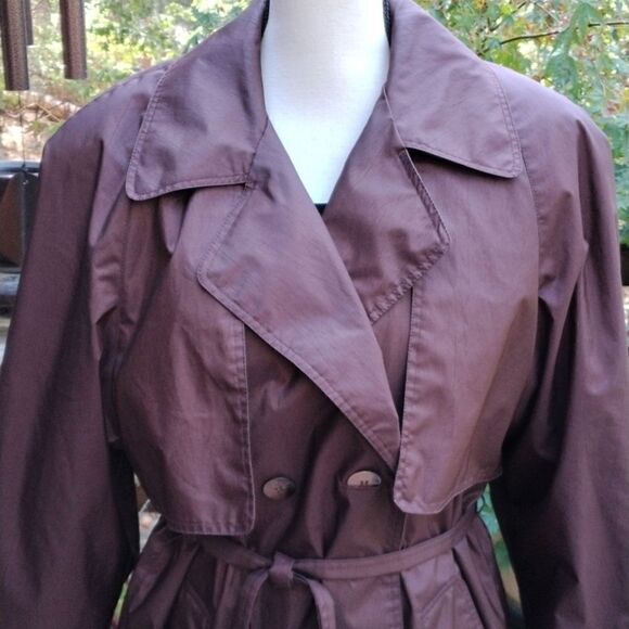 British Mist Rain Coat - Picture 2 of 16